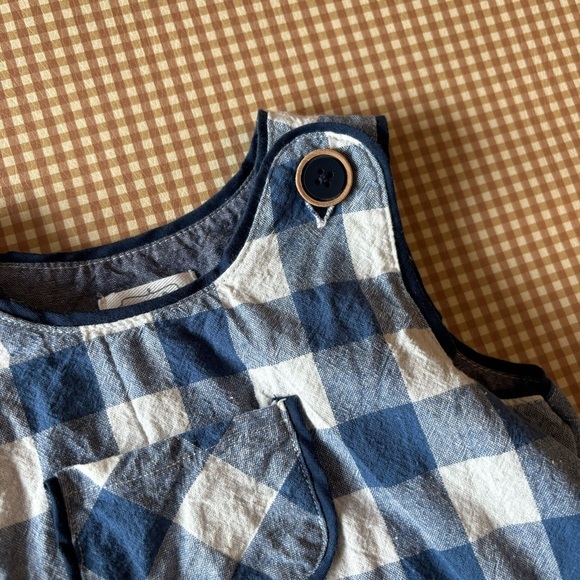 MUD PIE-Baby Boy Romper (12-18M)
Blue/White + Star Print Pants w/ suspenders 18M - Picture 6 of 15